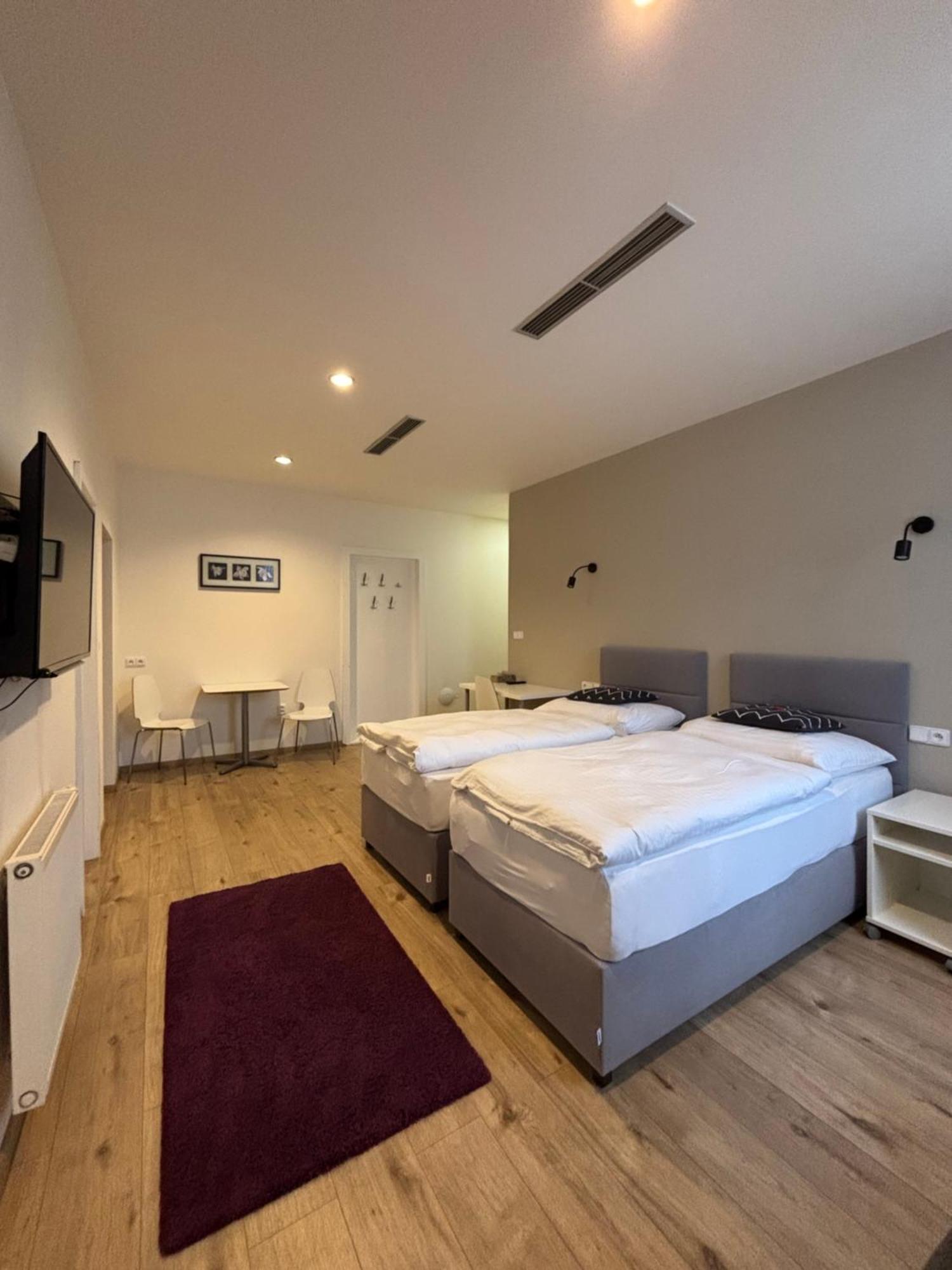 Rozmaryn Rooms & Apartments รากอฟนิก ภายนอก รูปภาพ
