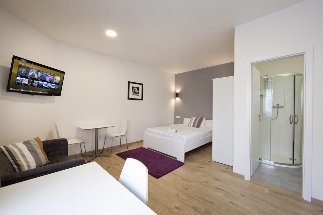 Rozmaryn Rooms & Apartments รากอฟนิก ภายนอก รูปภาพ