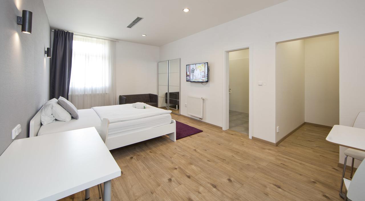 Rozmaryn Rooms & Apartments รากอฟนิก ภายนอก รูปภาพ
